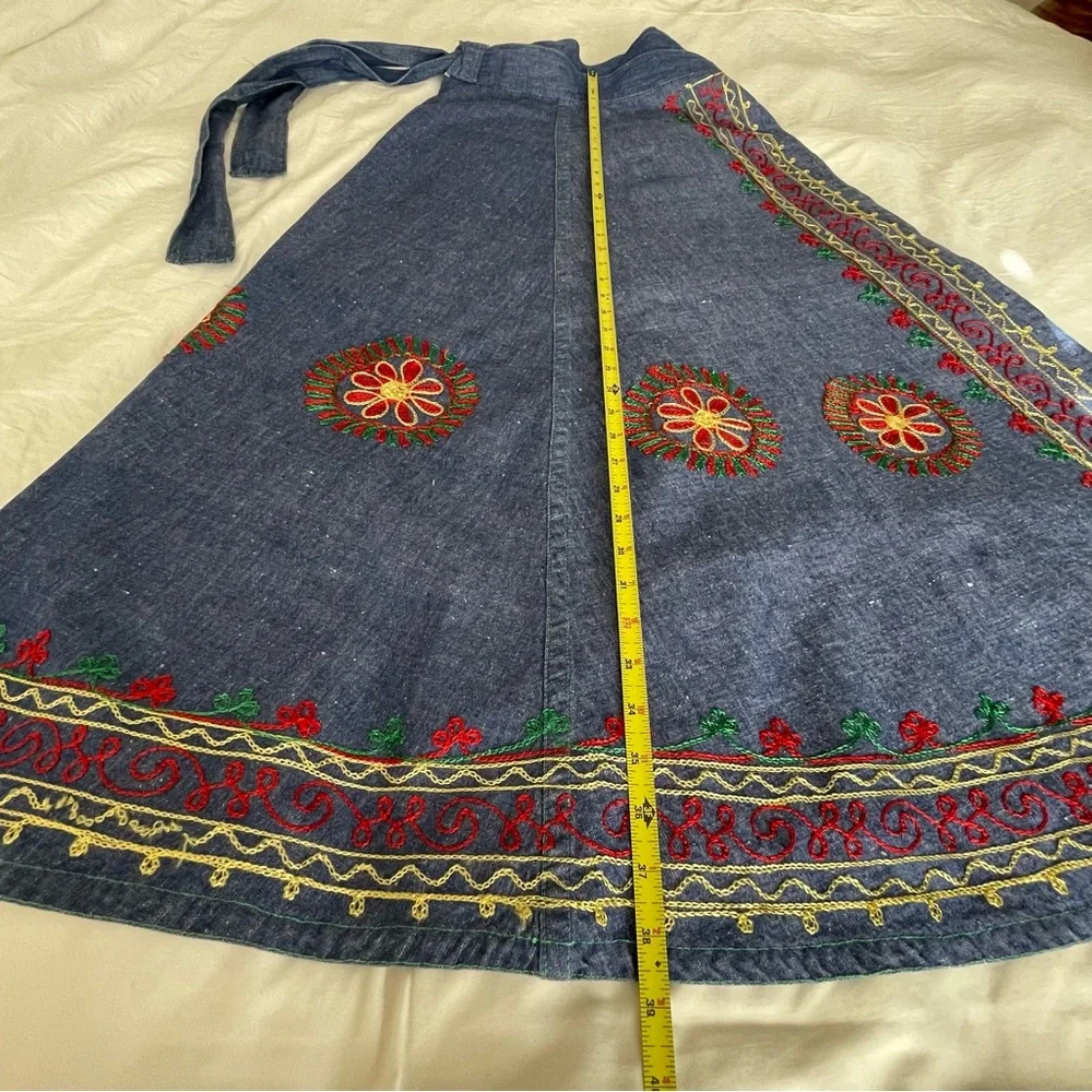 VINTAGE Embroidered Blue Denim Wrap  Boho Maxi Skirt‎ - Picture 10 of 16